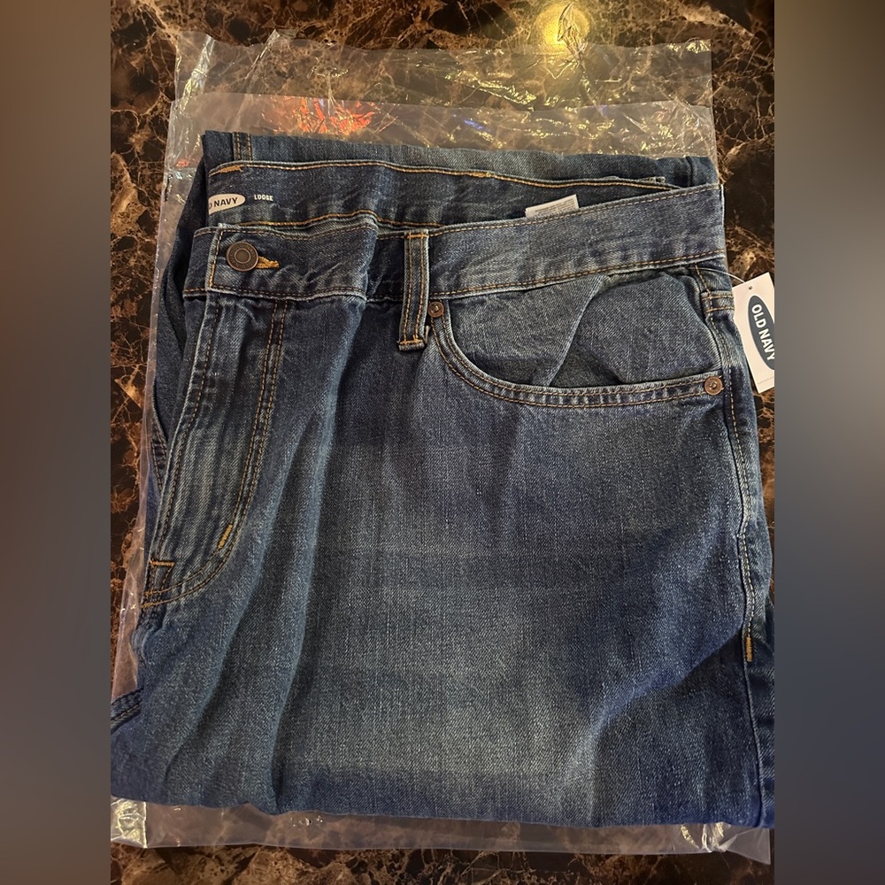 Men’s Old Navy Loose Fit Jeans NWT - 46x30